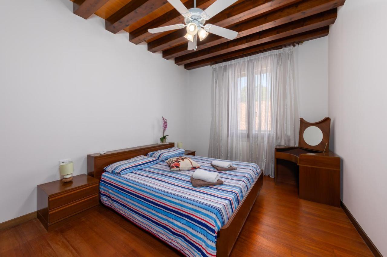Giulia House Apartment Венеция Екстериор снимка