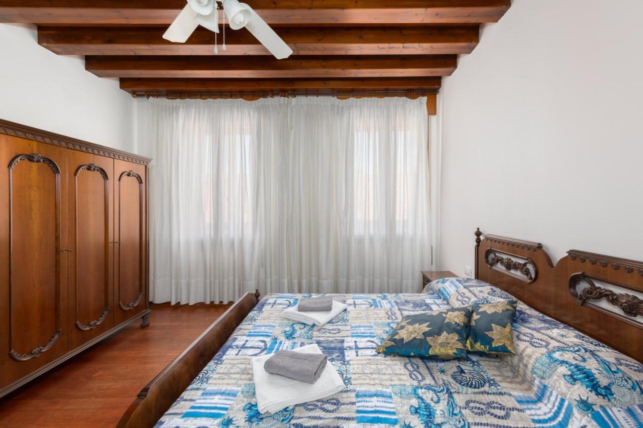 Giulia House Apartment Венеция Екстериор снимка