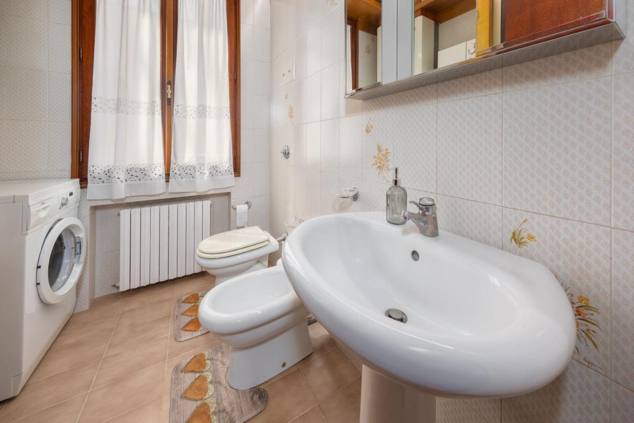 Giulia House Apartment Венеция Екстериор снимка