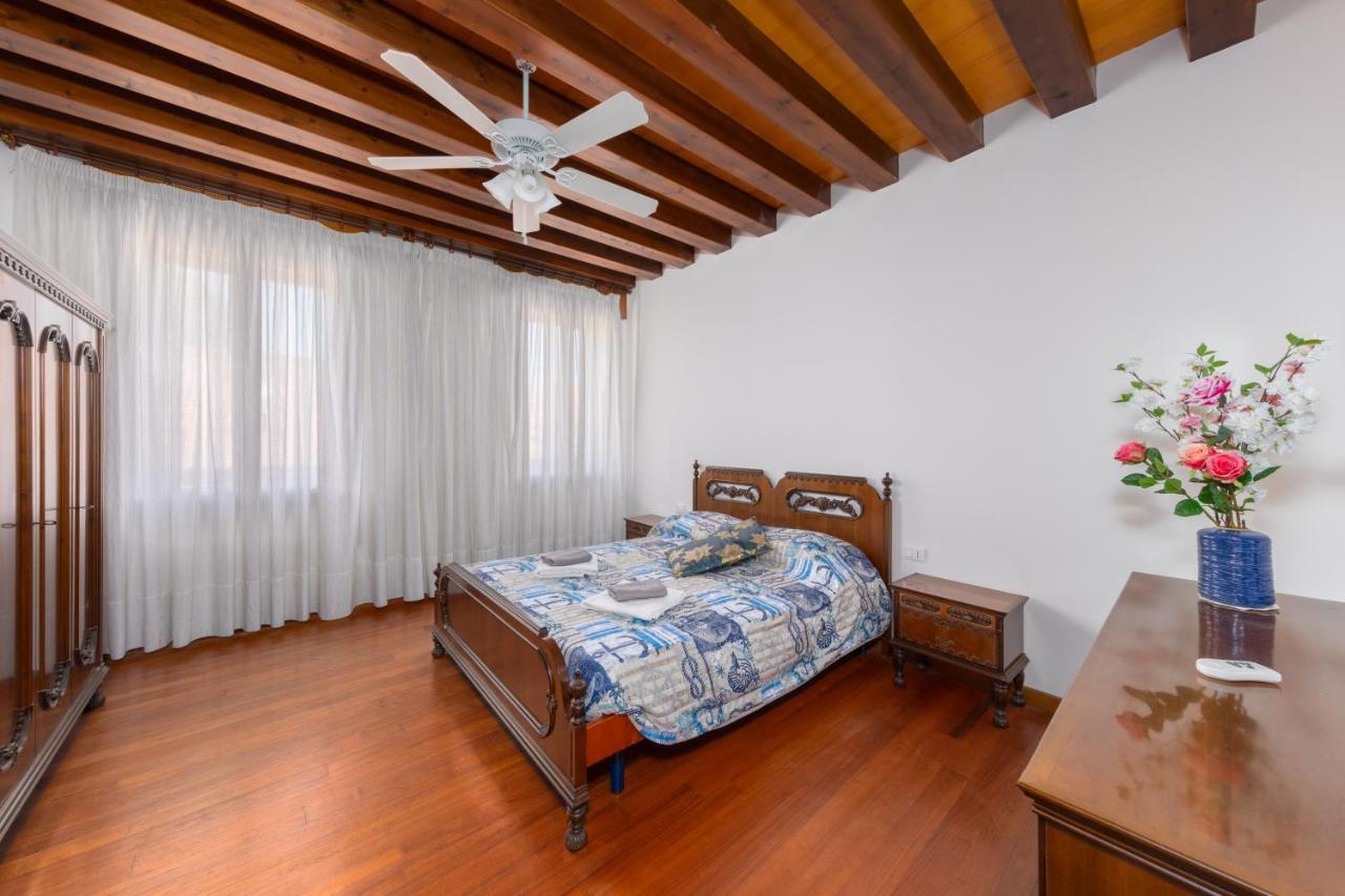 Giulia House Apartment Венеция Екстериор снимка