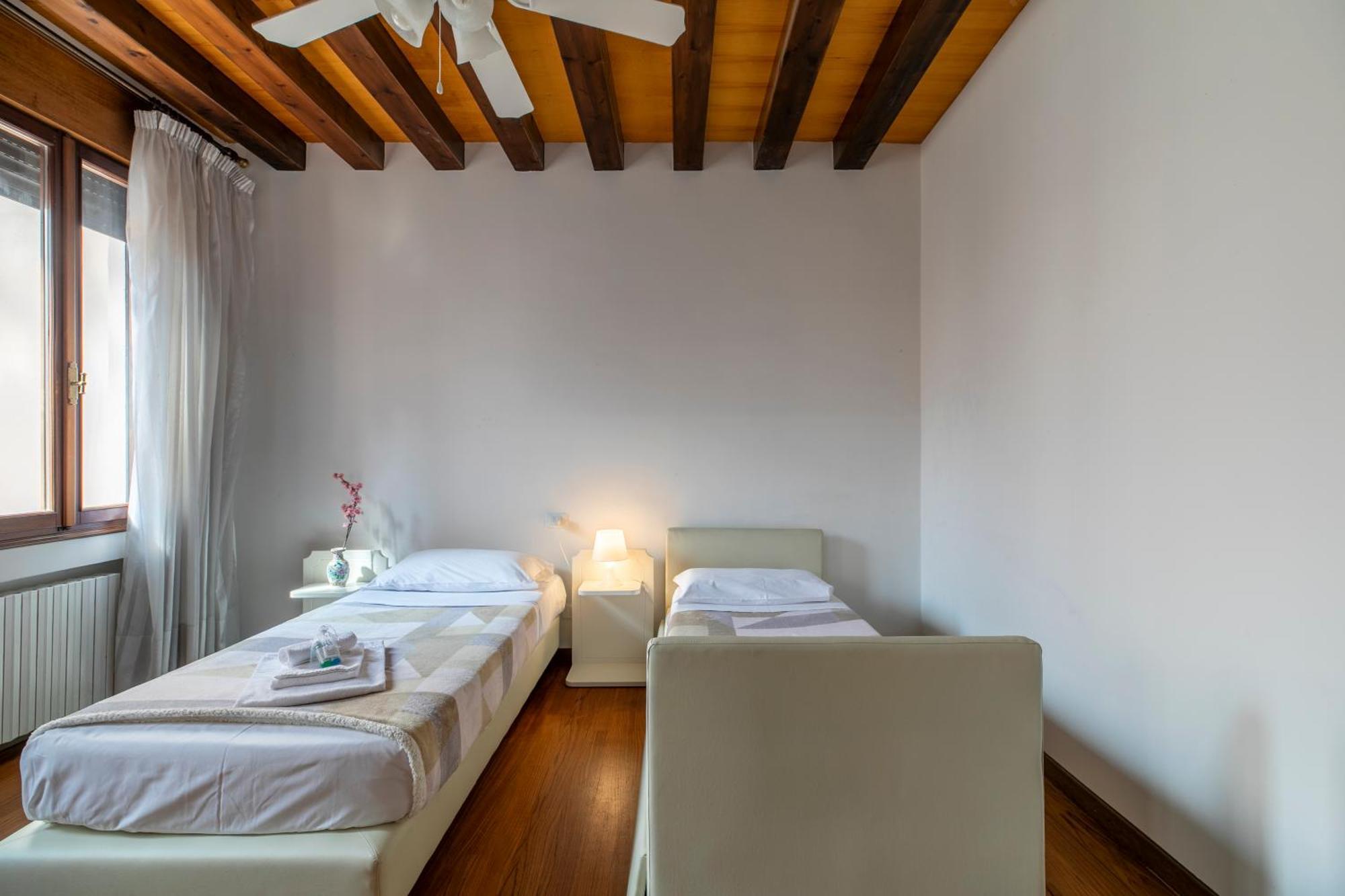 Giulia House Apartment Венеция Екстериор снимка